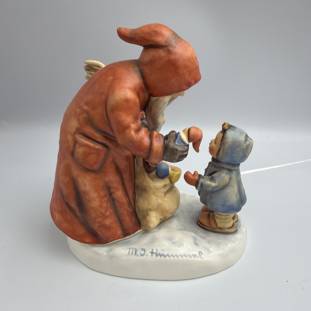 M.I.Hummel St Nicholas Day Hum 2012 Figure Limited Edition #19028 of 20,000 - Picture 6 of 8